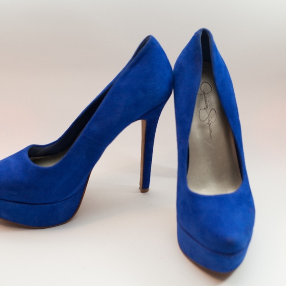 jessica simpson waleo pumps